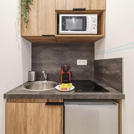 Cosy Studio In The 8Th Neighborhood Apartment Париж Екстериор снимка